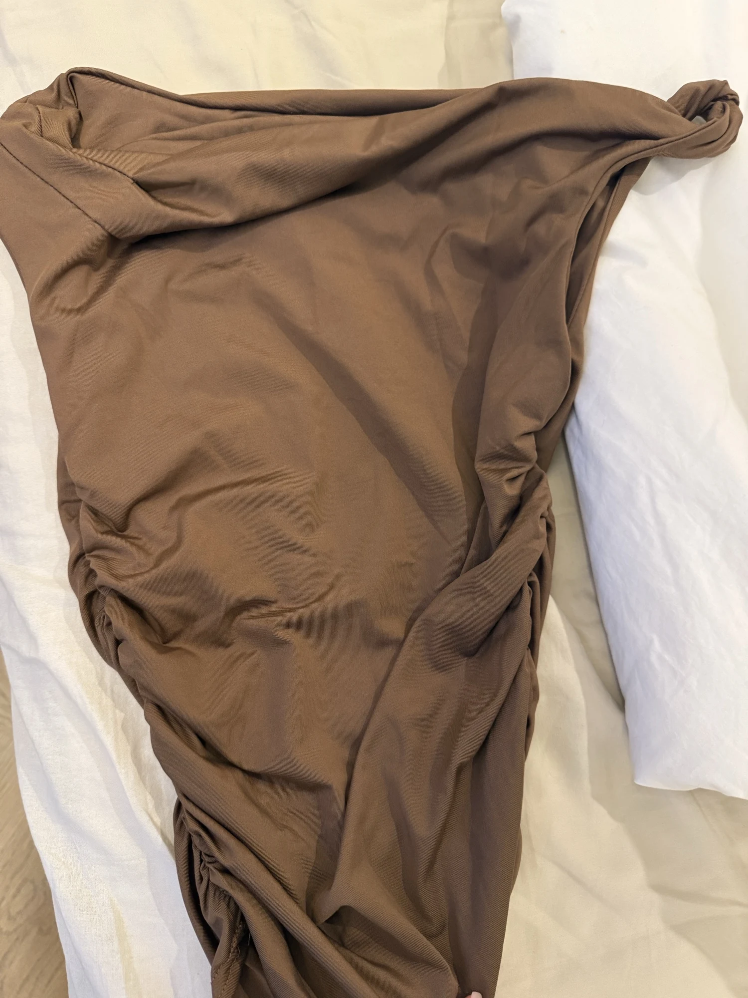 Effortless Off-Shoulder Summer Tank Top with Ruching photo review