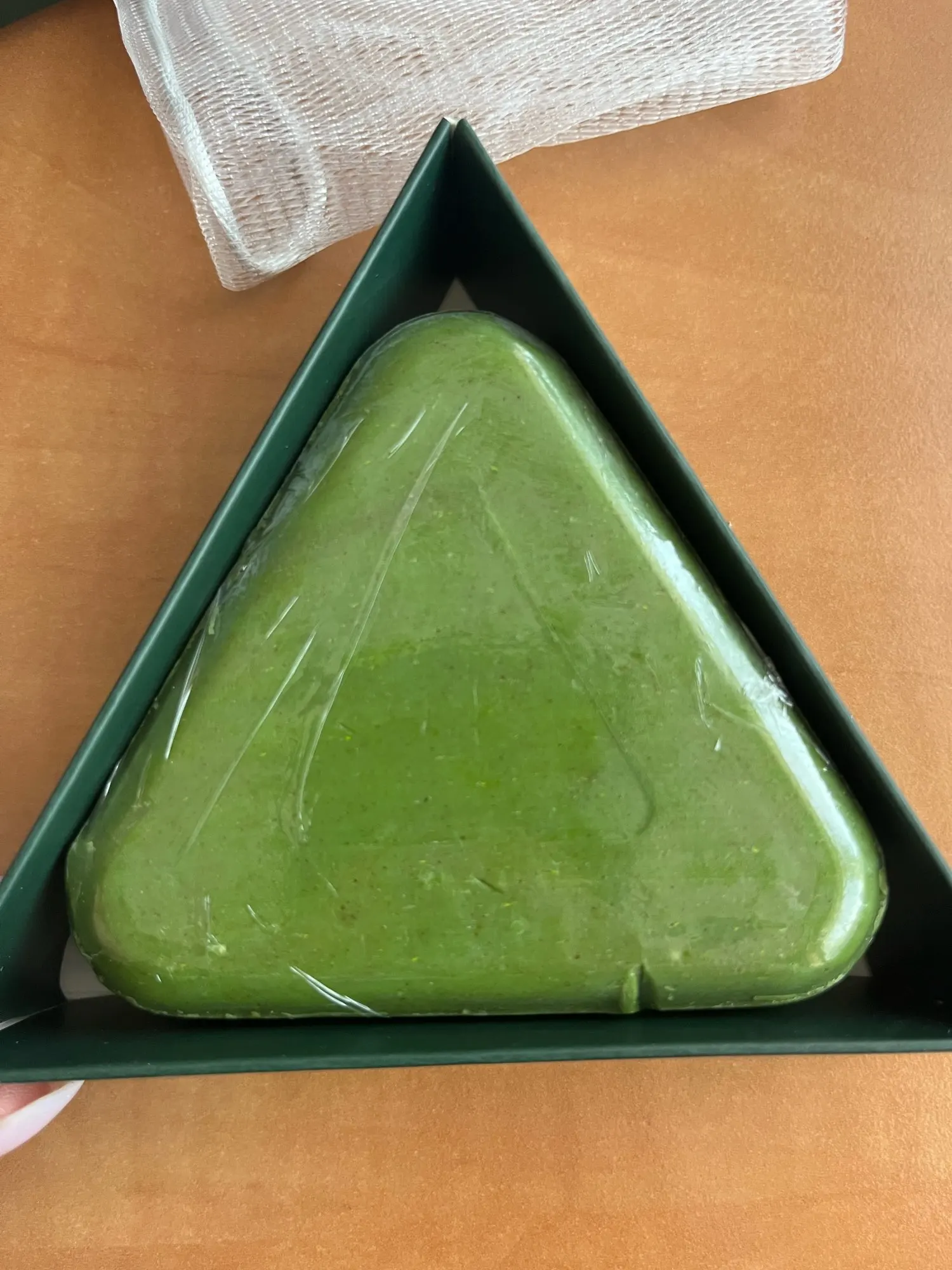 KräuterKraft Shampoo - Natürliche Stärkung für Ihr Haar