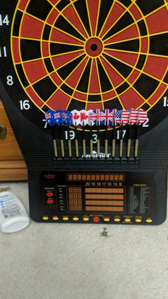 Set 12 Fléchettes Souples Professionnelles – Fûts Laiton et Ailettes Nations photo review