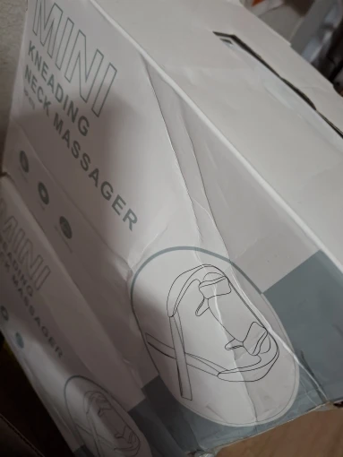 ReFresh - Nacken- und Rückenmassagegerät (Beige) photo review