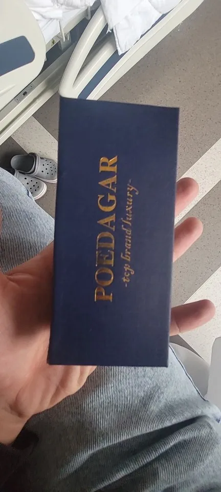 POEDAGAR Women's Luxury Quartz Watch photo review