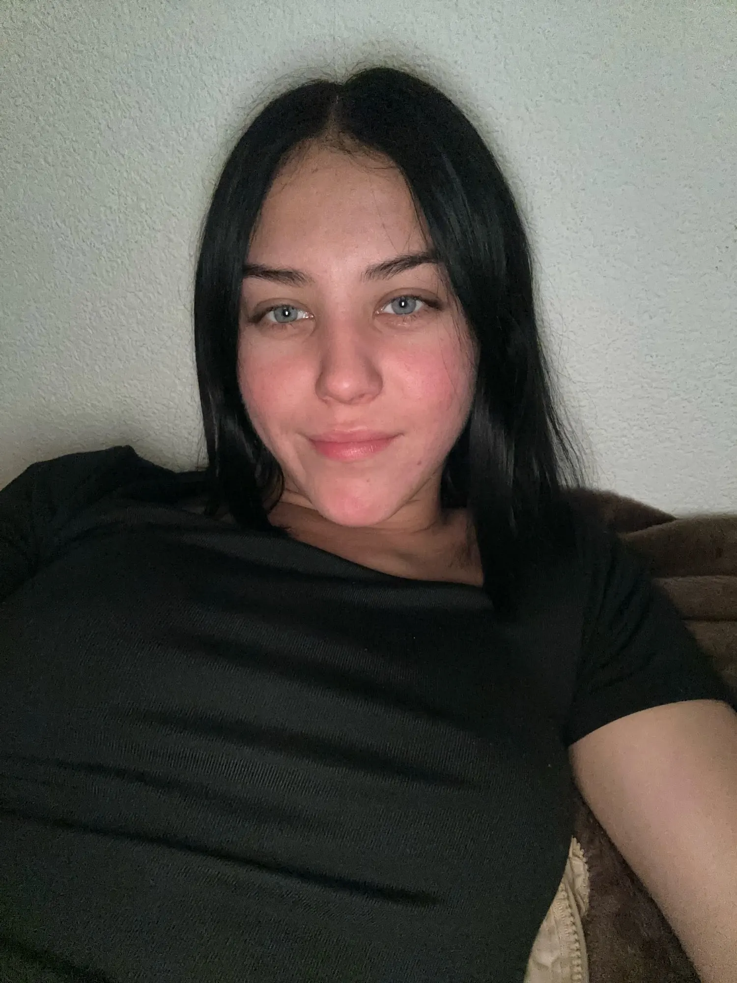 Luxe Polyester O-Neck Tee - Slim Fit Summer Essential photo review