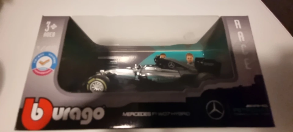 Bburago 1:43 F1 Mercedes-AMG Full Range W13 #44 #63 W14-44/77 W10-44/77 W07-44/6 Alloy Toy Car Model Super Formula Die Cast Mode photo review