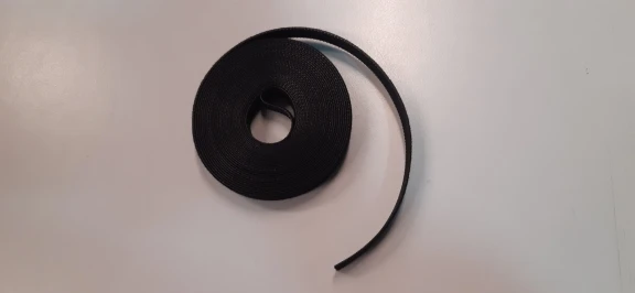 Self-gripping cable ties roll