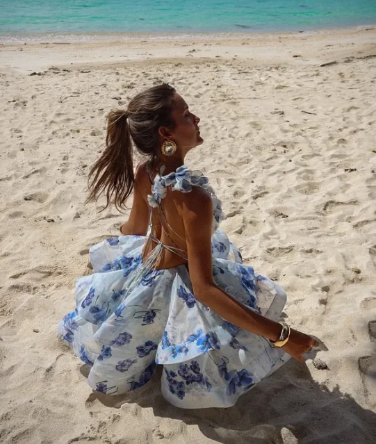 Chic Floral Printed Mini Dress Backless Sleeveless Hem Stacking Dresses photo review