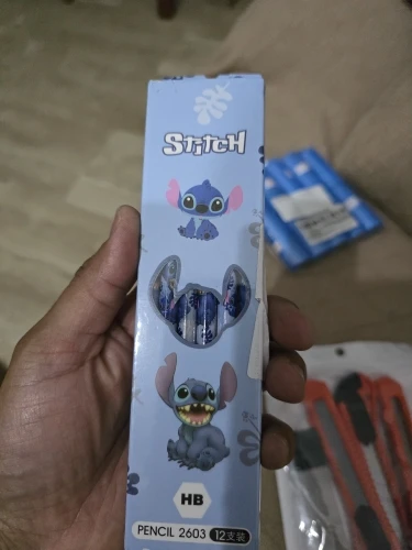 Disney-Juego de lápices de madera para estudiantes, bolígrafo de boceto para escritura, serie Lilo & Stitch, papelería para estudiantes, regalo de Navidad, 12 unidades photo review