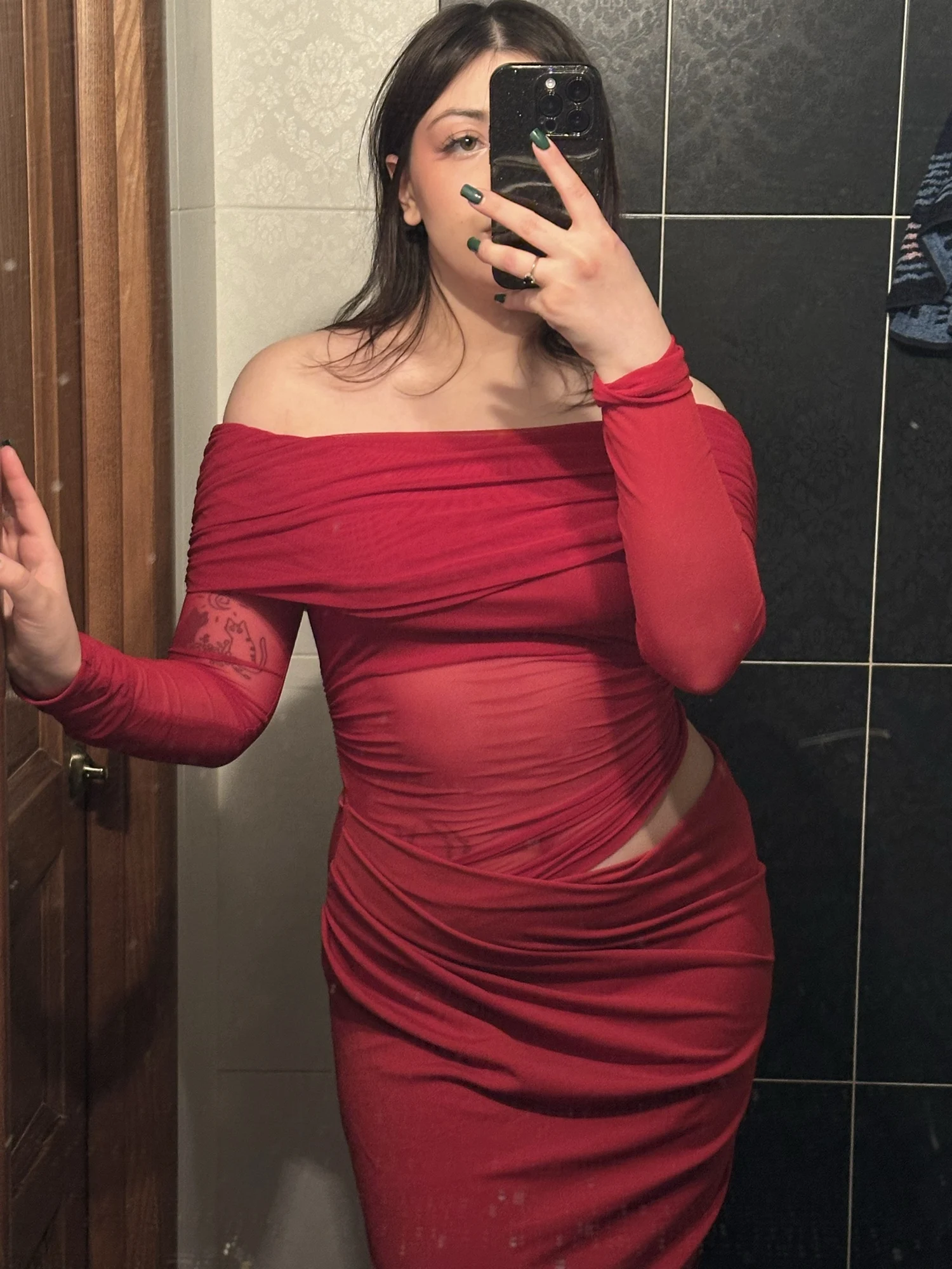 Elegant Off-Shoulder Sheath Maxi Dress for Summer Parties photo review