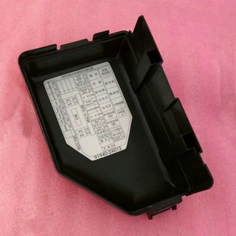 k919402x100 Applicable to kIa FORTE Upper cover of fuse box Plastic cover on fuse