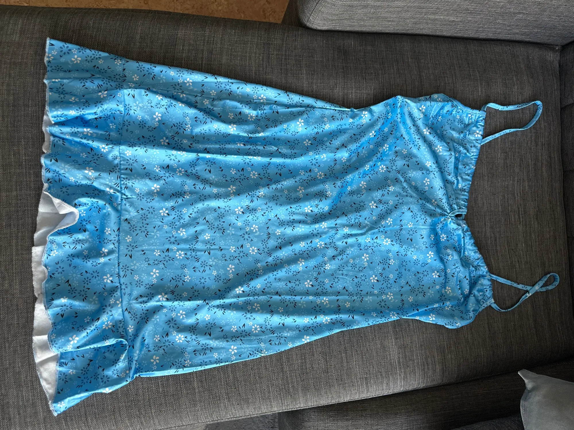 Stunning Floral Lace-Up Mini Dress - Perfect Summer Resort Wear photo review