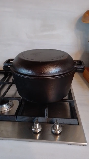 Cast Iron Dutch Oven photo review