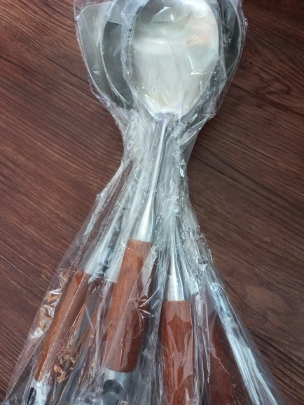 Stainless Chef Set: Premium Wok Spatula Collection with Wood Handles photo review