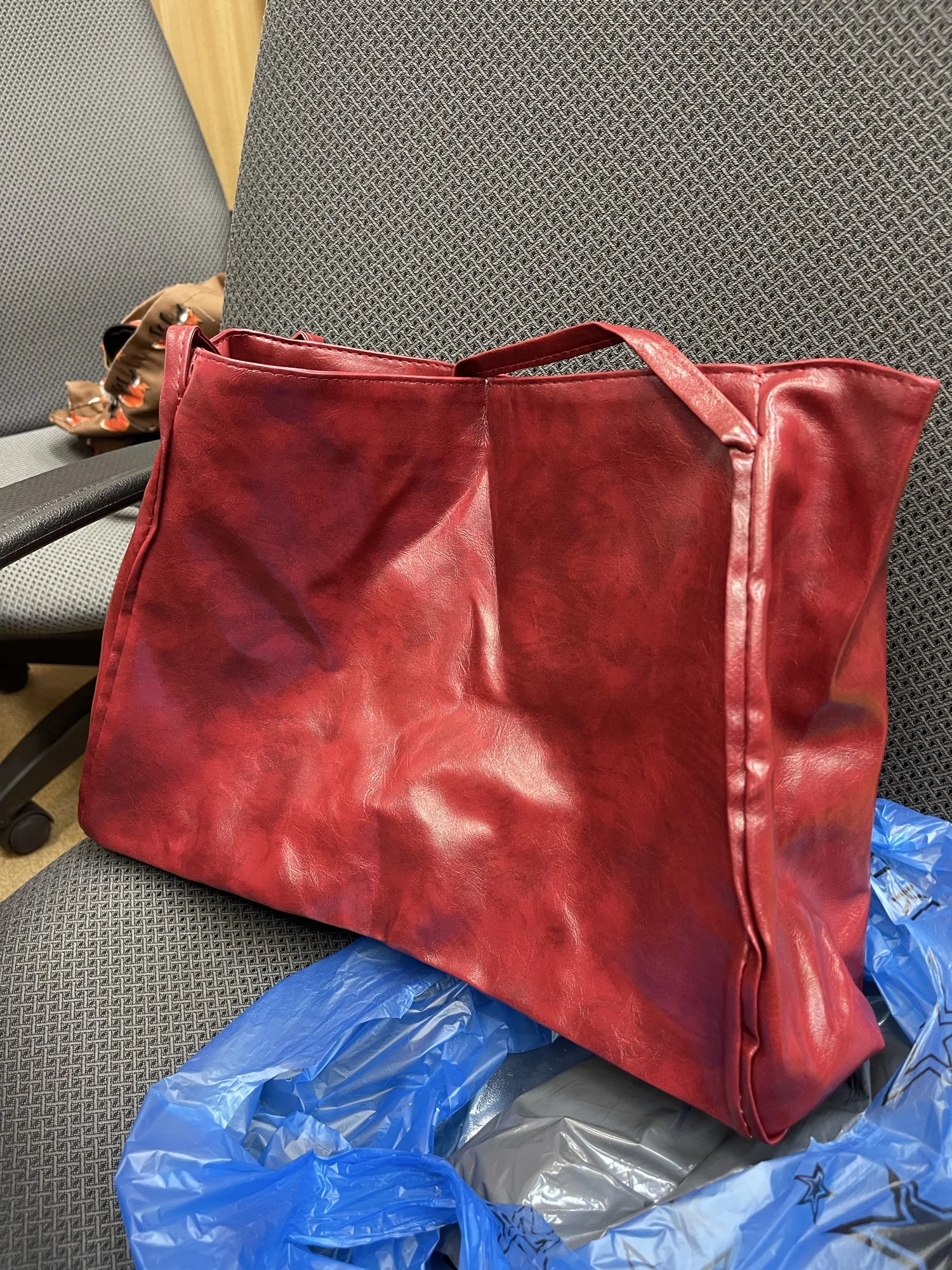 Veloura™ Soft Luxe Shoulder Bag photo review