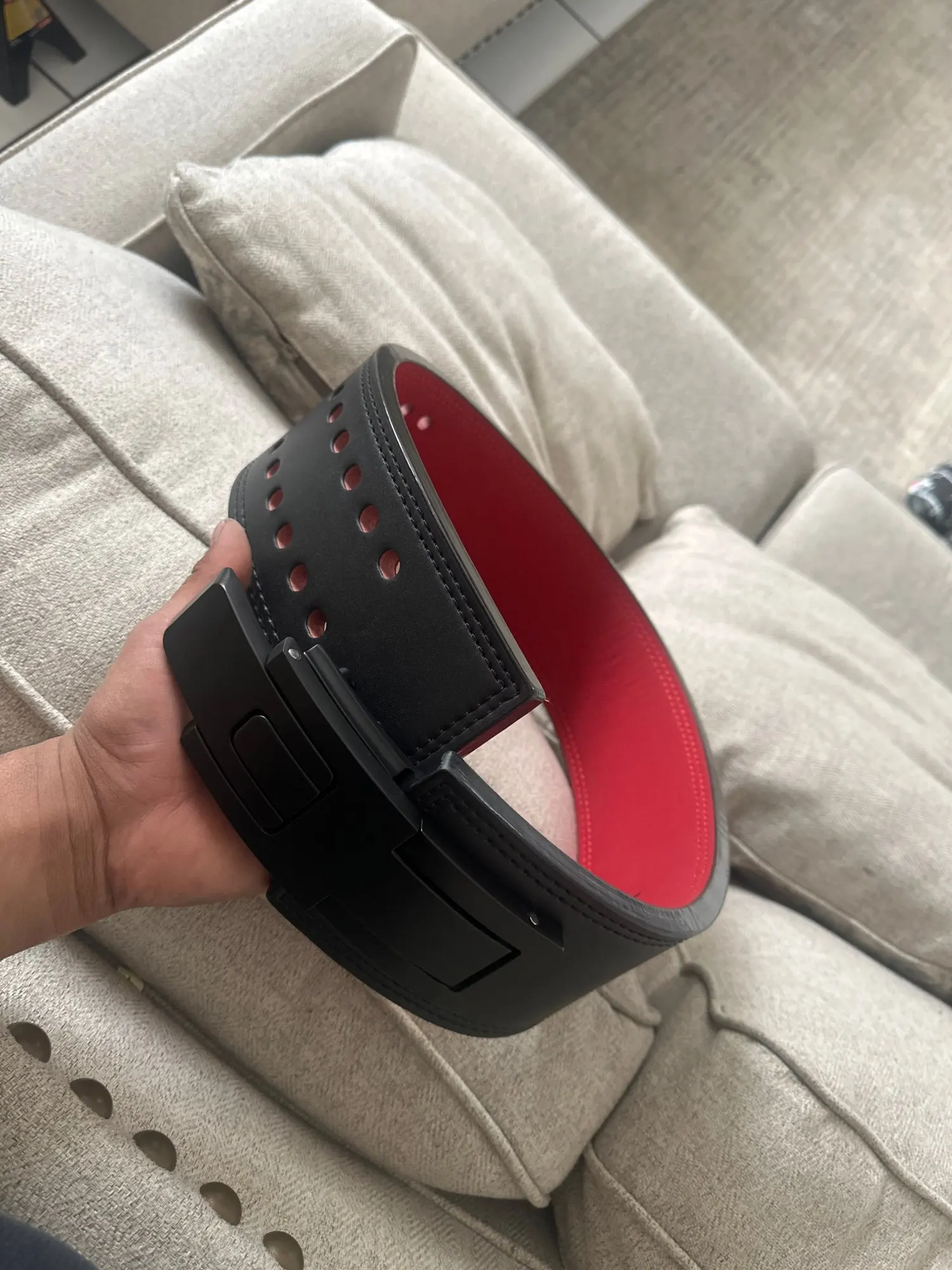 Powerlifting Belt with Lever Clasp: Heavy-Duty Weightlifting Gear for Maximum Support