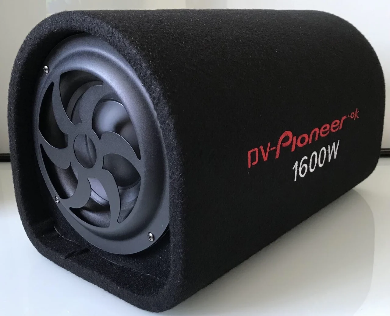 Auto Subwoofer Met Ingebouwde Versterker Krachtige Geluidssensatie Voor Je Wagen