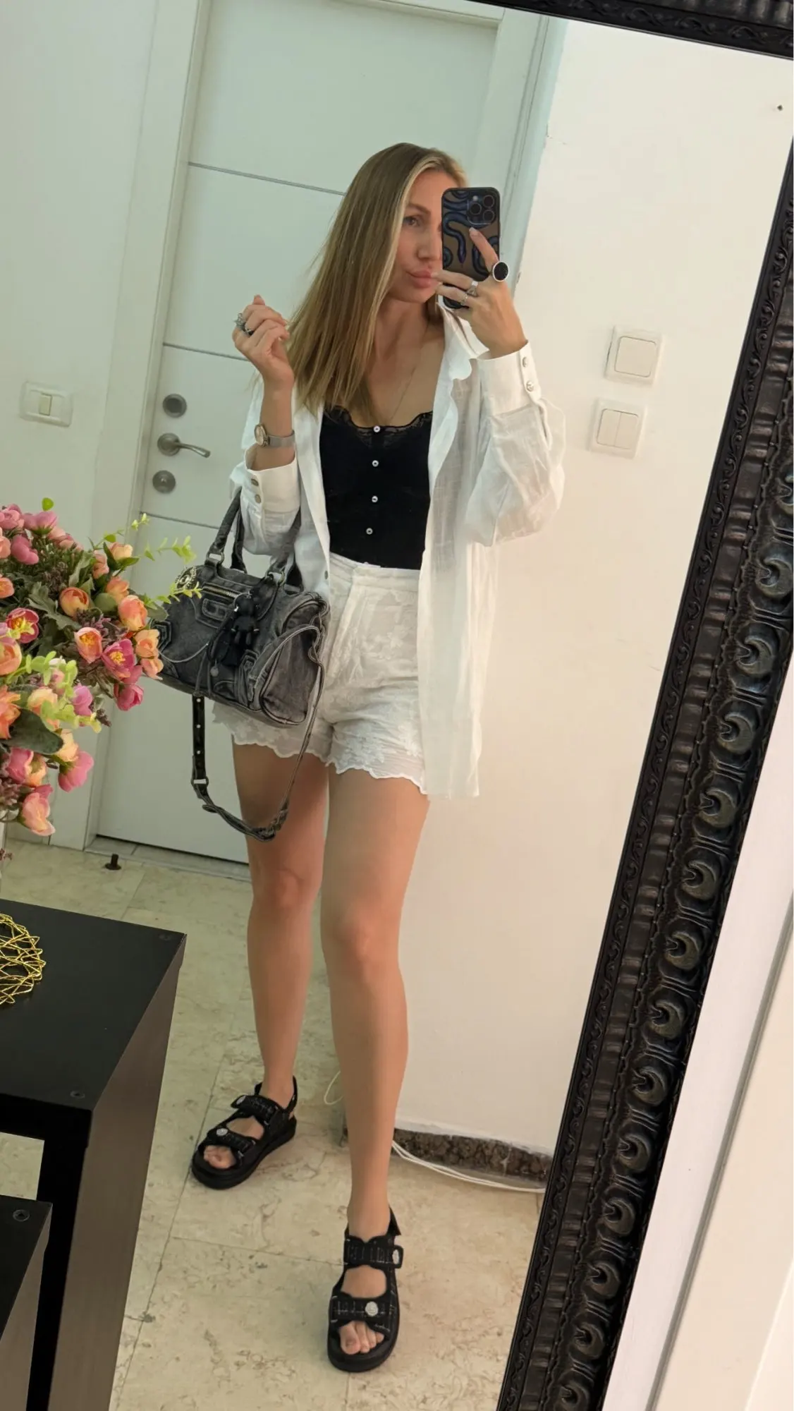 Luxe Cotton Linen Oversized Shirt with V-Neck for Spring Summer photo review