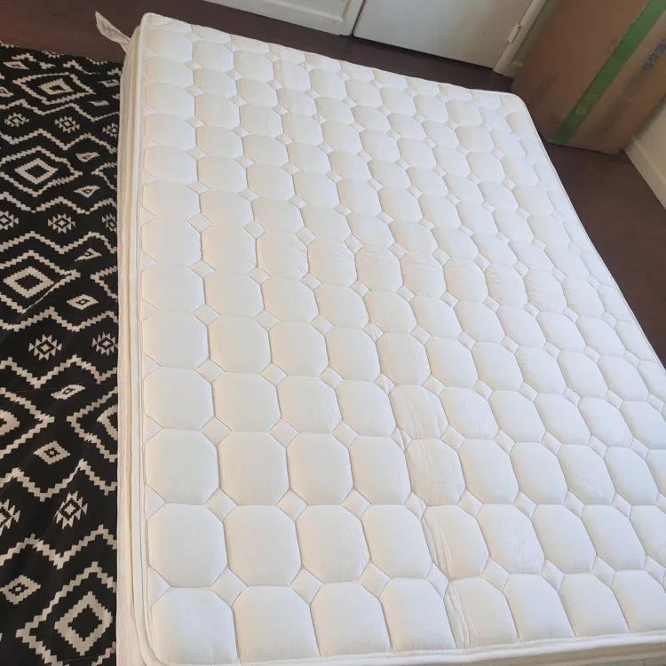 Zinus Dream Pillow Top 10 GIFTINGER