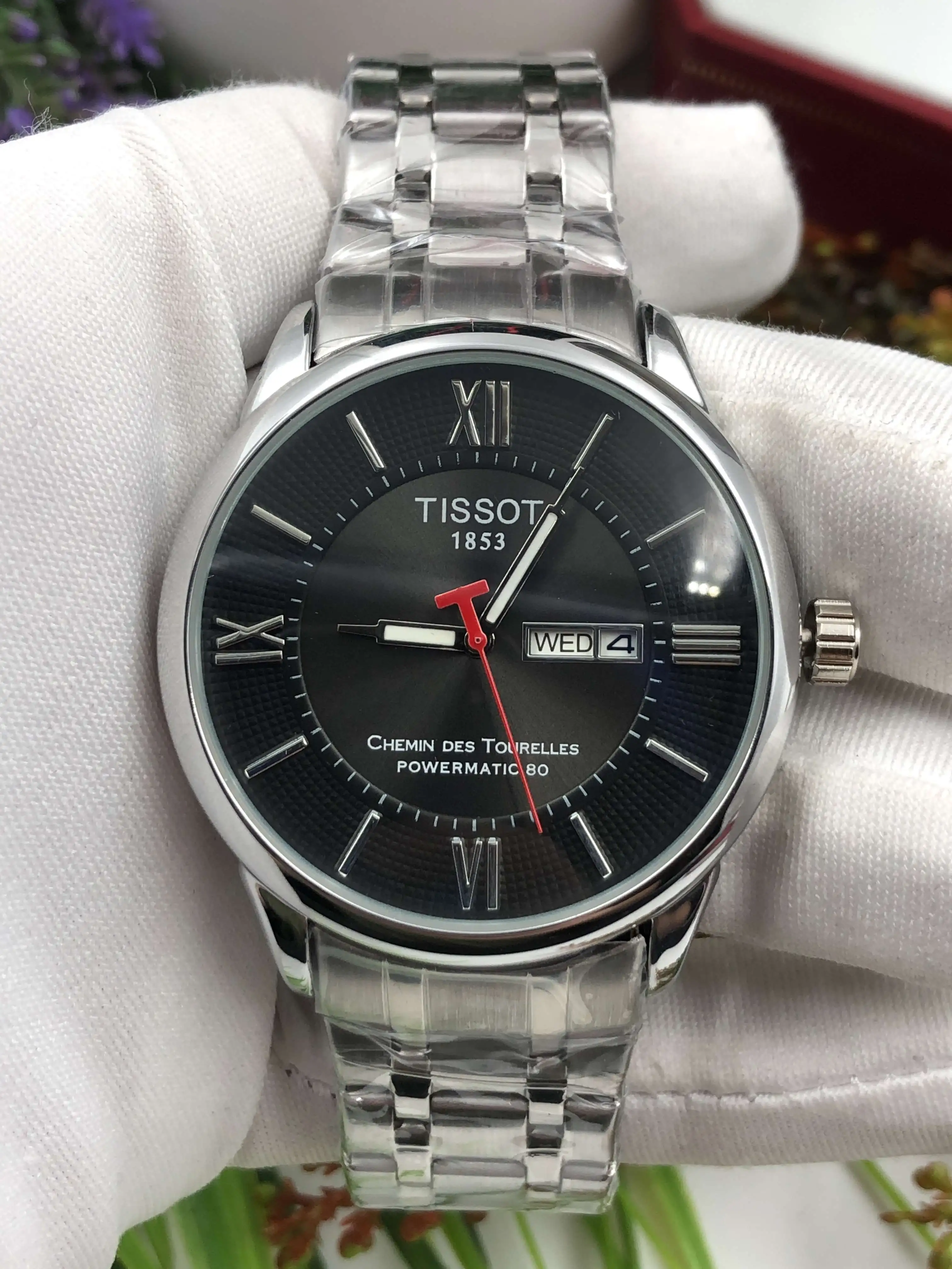 Рисунок 2 - Часы Tissot