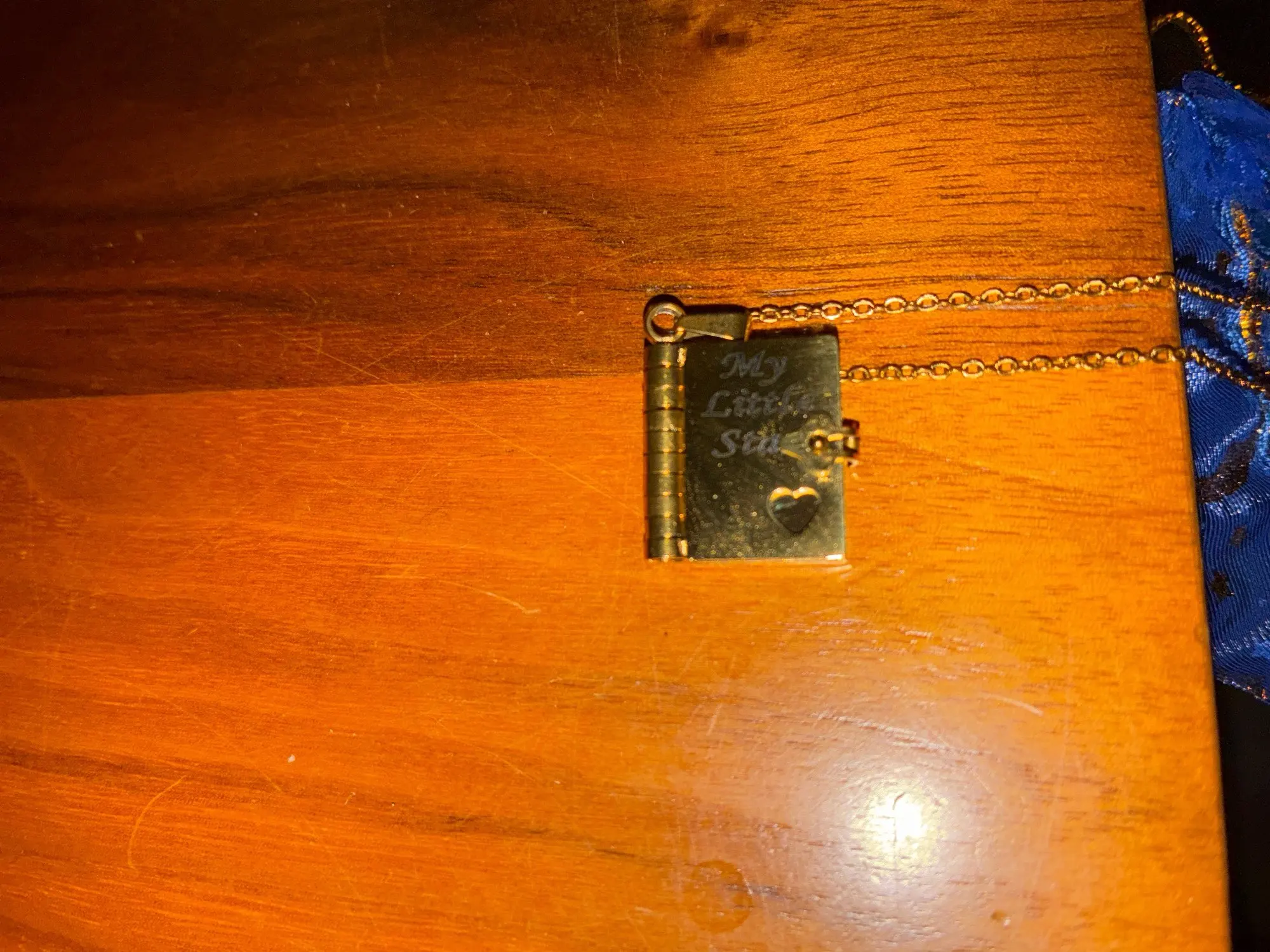 Review picture Review picture