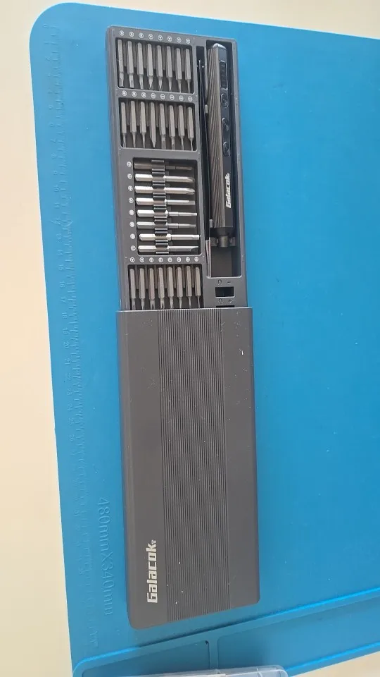 68 IN 1 Precision Electric Screwdriver Set 5 Levels Adjustable Comes Fill Light Professional Mobile Phone IPad Repair Tool photo review