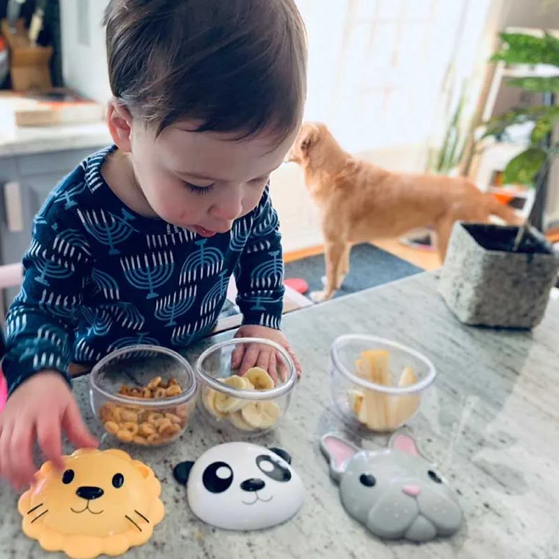 https://ae01.alicdn.com/kf/Afe8c510d852744cdb1d9e6f4646b50faQ/Portable-Food-Storage-Box-For-Toddlers-and-Kid-BPA-Free-Plastic-Essential-Cereal-Infant-Cute-Animal.jpg