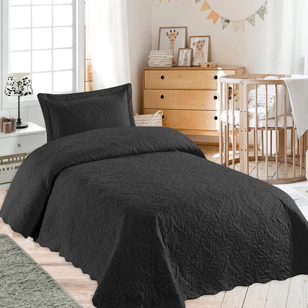 

My blanket Ivy Black Tek Personality Microfiber Quilting Bed Cover Wire Woven Fabric Washable & Ironed With Frequency Of Suitable