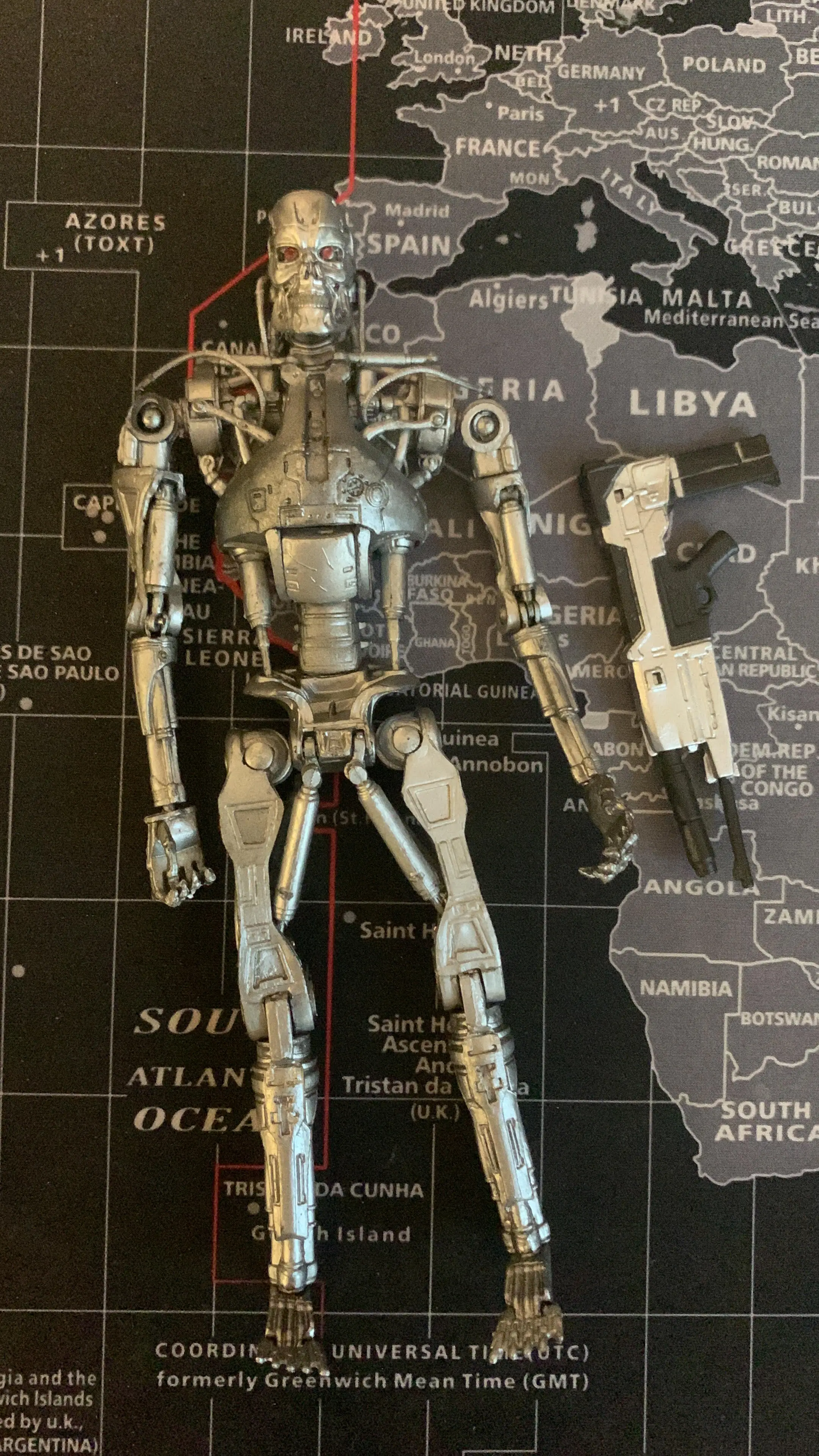NECA The Terminator Endoskeleton PVC Action Figure Collectible