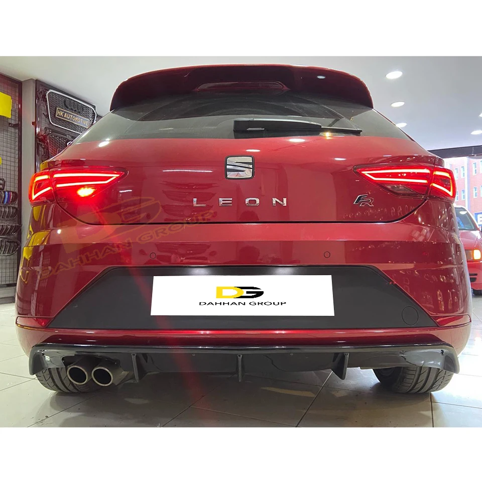  for SEAT Leon Mk3.5 Custom Rear Diffuser Diffusor Gloss Black  Dual-Single Out 2017-2020 Big Shark Fin Bumper Cover Lower Lip Spoiler  Valance Protector Factory Outlet : Automotive