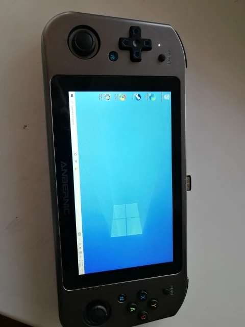 ANBERNIC – Mini PC Portable Win600, 5.94 pouces, ordinateur de poche, Console de jeu, windows 10, AMD Athlon Silver 3050e/3020e, 8 go DDR4, avec Steam OS photo review