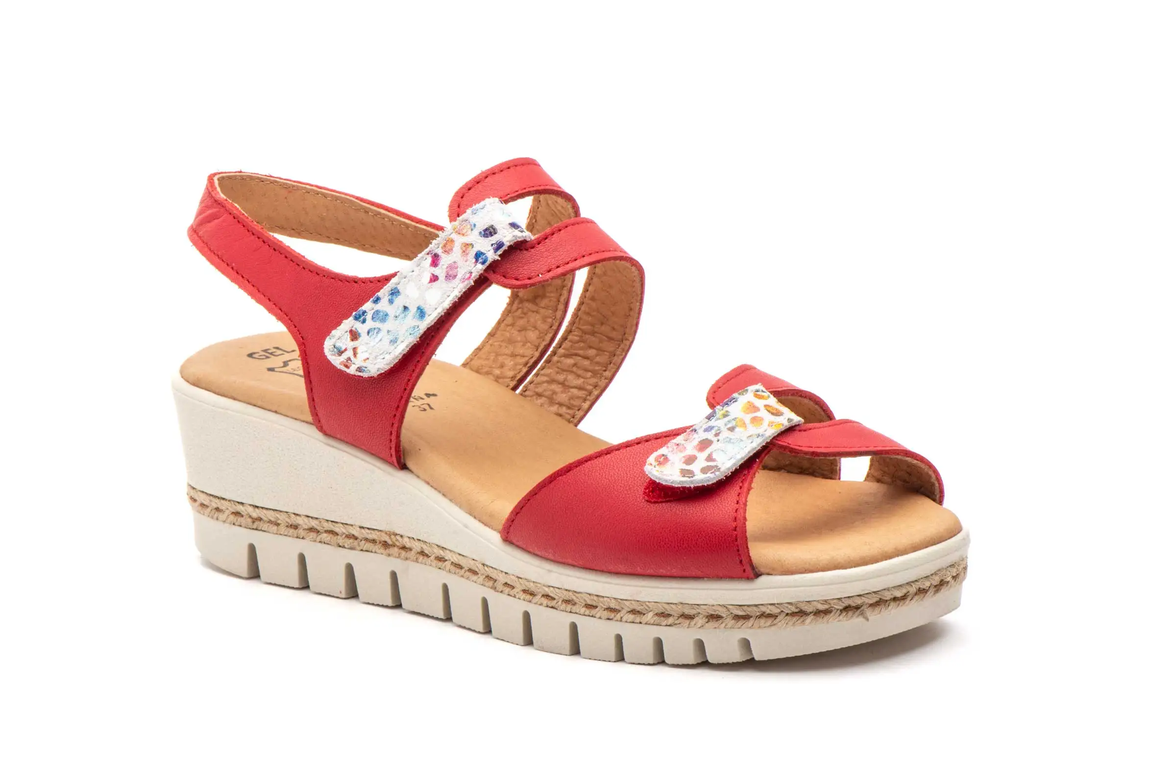 PlatiNum wedge sandals detail view