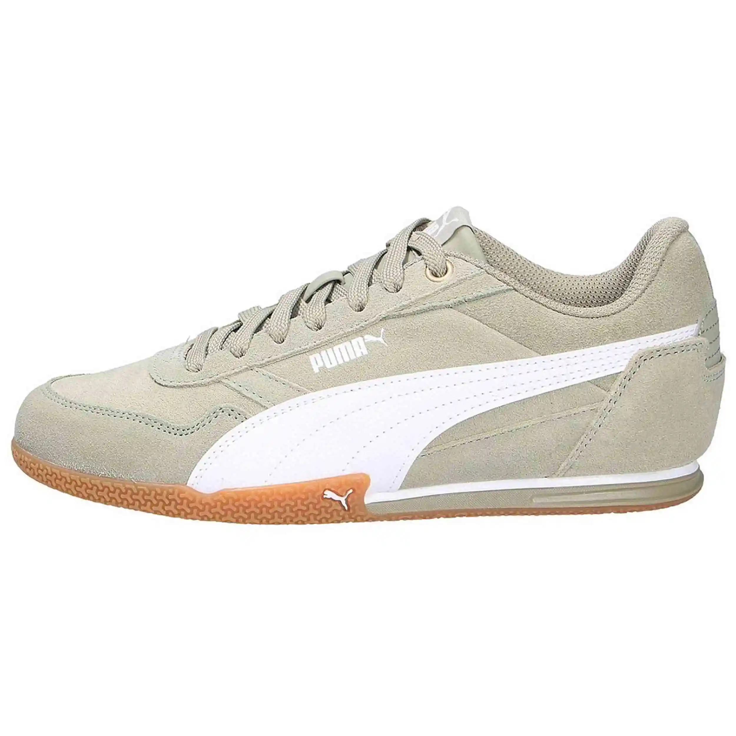 Calzado Puma en color Verde