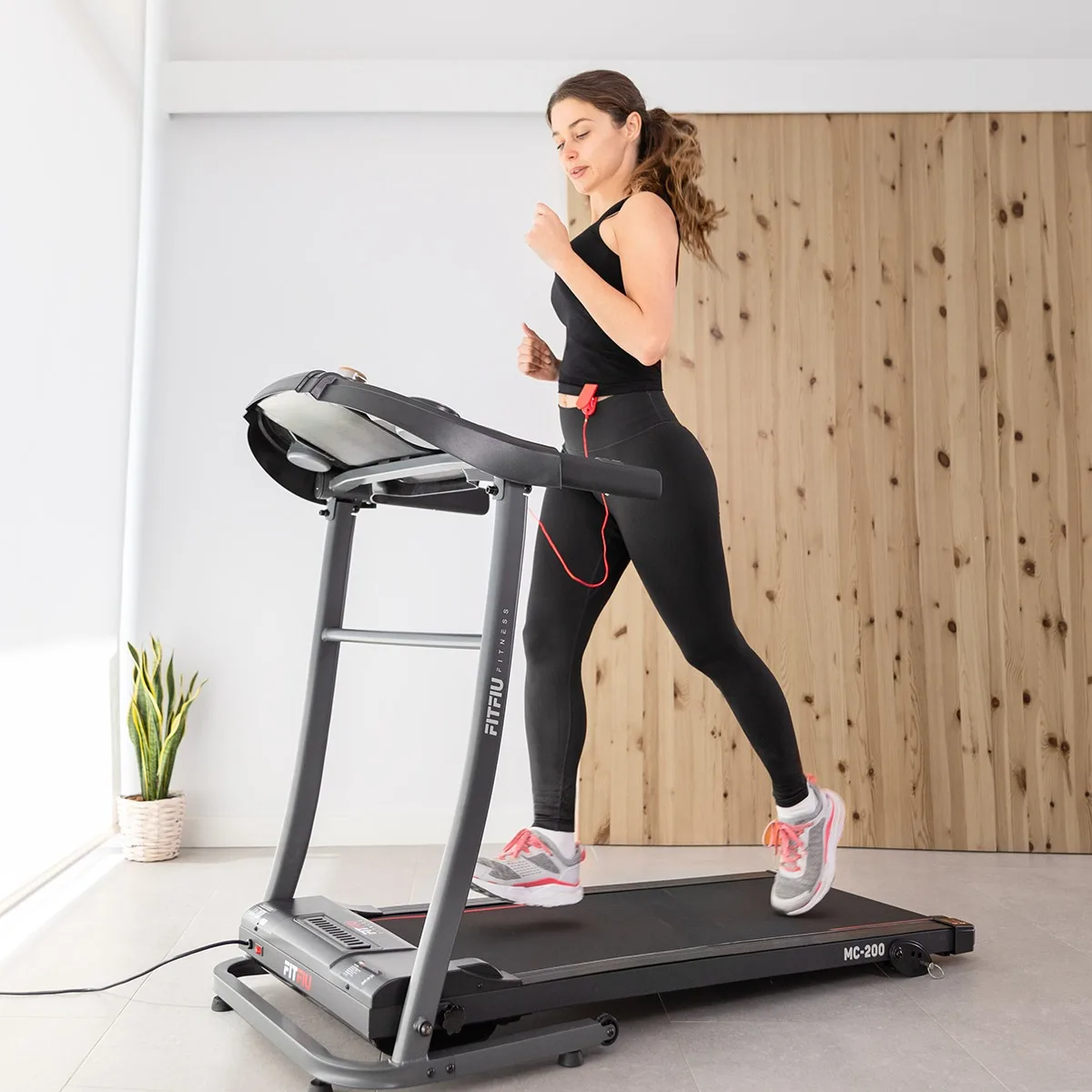 FITFIU Fitness MC-200 - Tapis roulant con inclinazione, pieghevole, ultracompatto e silenzioso, schermo LCD con 12 programmi, Walker con cardiofrequenzimetro, per casa/ufficio - immagine 3