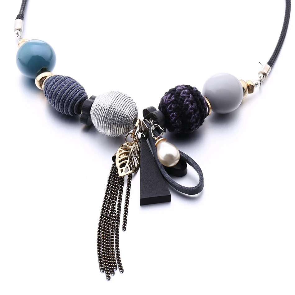 Женское Ожерелье из акриловых бус для женщин, ожерелье с кисточками и подвесками, массивное ожерелье с помпоном, ювелирное изделие для подарка женщинам MX048