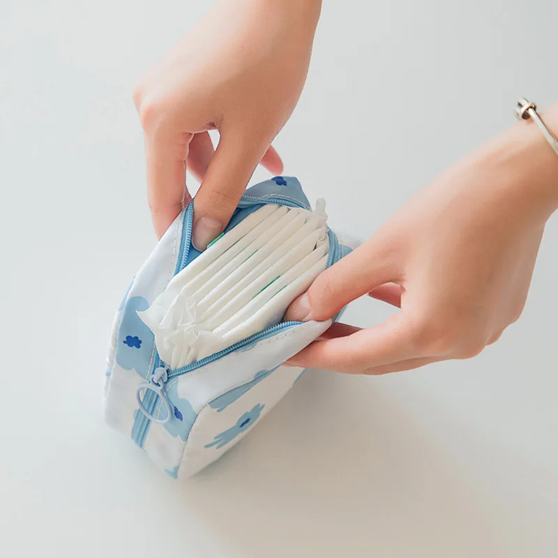 

Basedidea Portable Sanitary Pads Bag Large Capacity Travel Cosmetic Lipstick Napkin Storage Pouch Key Coin Purse Credit Card Bag