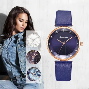 

Sleek Minimalist Fashion With Strap Dial Women's Quartz Watch Gift Ladies Watches for Women Fashion Alloy Clock