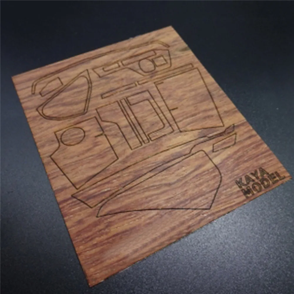 Стикер для украшения приборной панели кабины деревянный шпон 1/14 Тамия AROCS 3363