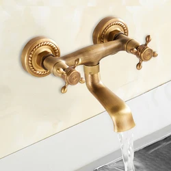 Antique Copper Faucet Kitchen Bathroom Basin Mixer Tap Wall Mount Dual Handles Holes Kitchen Tub Robinet Sink Vanity Faucet