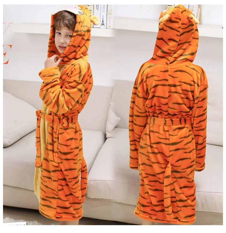 Winter Warm Flannel Bathrobe Kids Knee-Length Bath Robe Soft Thick Dinosaur Bridesmaid Robes Girls Dressing Gown Sleepwear