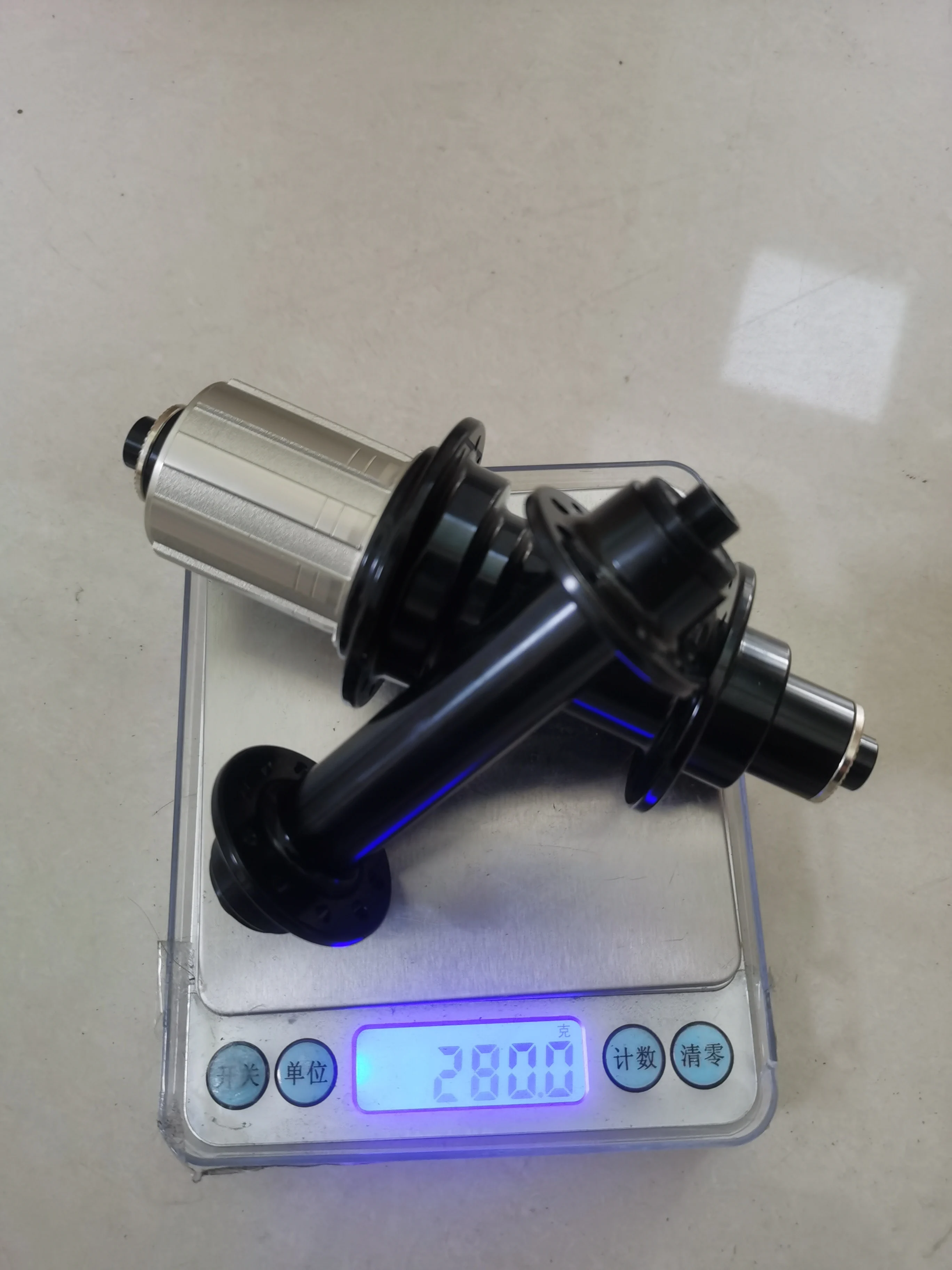 Ступица углеродная велосипедная [CBRO3SL] CarbonBeam 280 г суперлегкая черная Дорожная