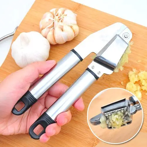 

1pc Stainless Steel Garlic Press Creative Kitchen Garlic Maker