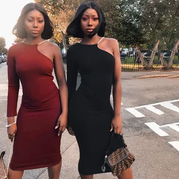 

2020 Women's Red Black Dress Solid Color Tight Neck One Shoulder Long Sleeve Long Dress Fashion New Temperament Lady Dress