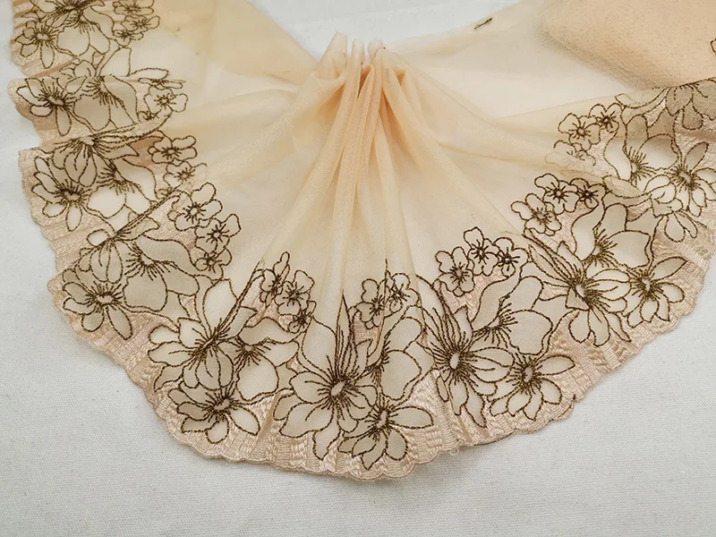 

15Yards Floral Fabric Lace Trim Fashion Embroidered Lace Ribbon Applique For Sewing Wedding Decoration DIY New Arrival