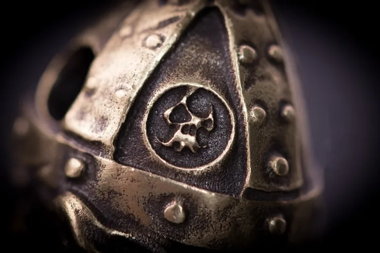 Скандинавский самурайский Череп шлем ручной работы нож бусины кулон Открытый EDC медные бусы на веревочке