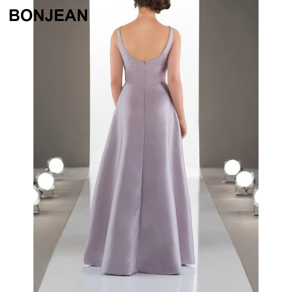 Classic, simple and very fashion-forward, this bridesmaid dress by Sorella Vita is incredible (4)