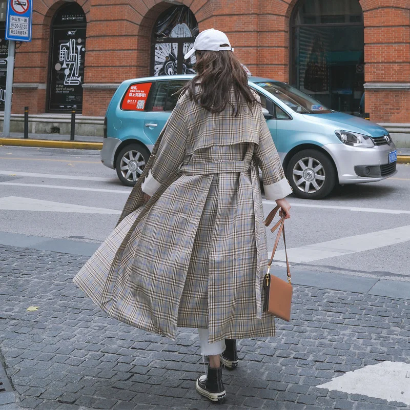 

Photo Shoot Autumn New Style Long British Style Waist Hugging Lace-up Popular Suit Collar Double Breasted Plaid Students Trench