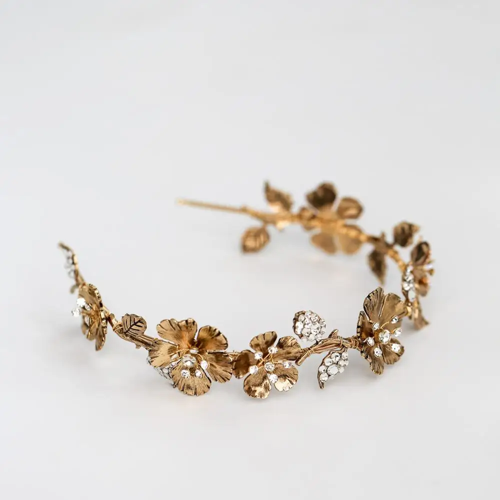 

Vintage Gold Flower Bridal Tiara Handmade Crystal Wedding Crown Headpiece Party Prom Hair Jewelry Brides Hair Accessories
