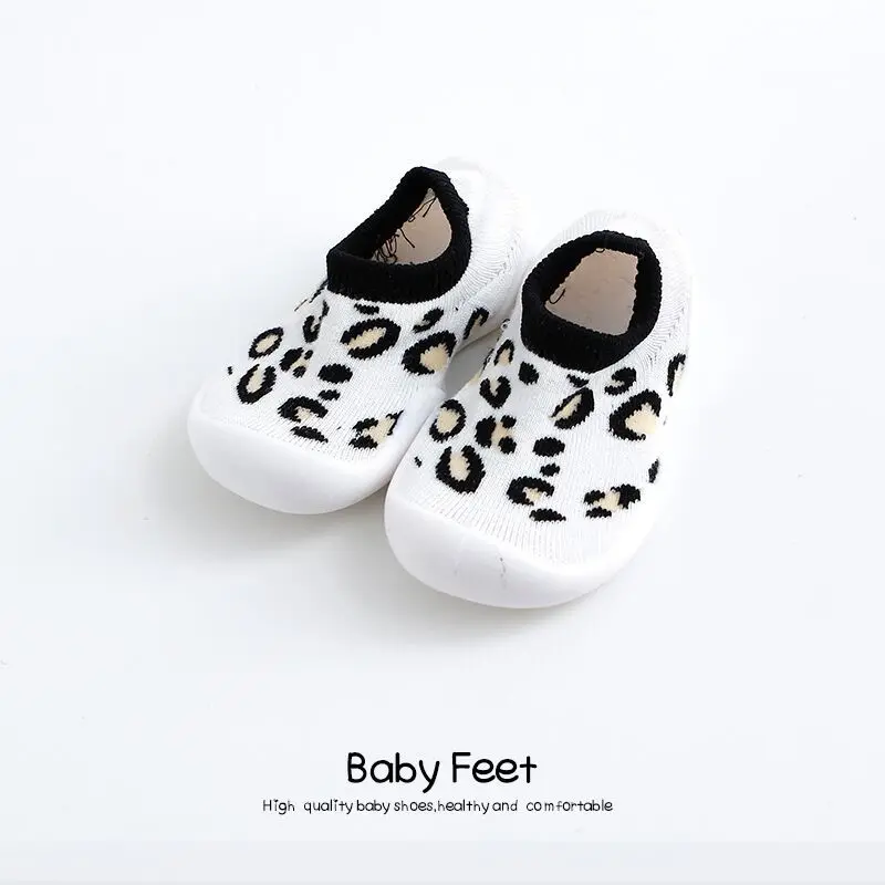 Children's rubber shoes baby toddler shoes Baby cartoon non-slip floor socks baby toddler shoes leopard pattern - Цвет: White leopard