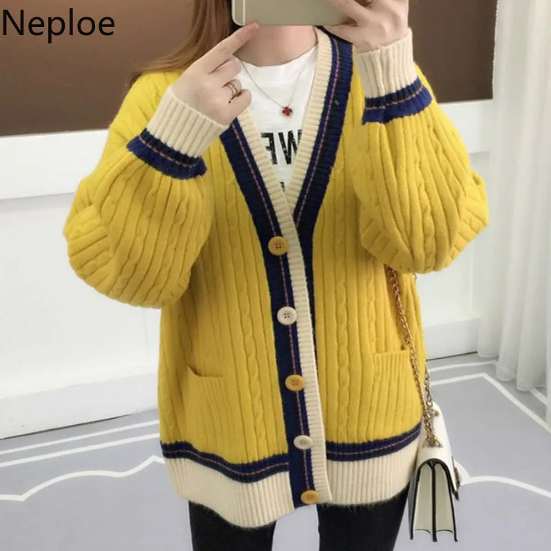 

Korean News Lantern Sleeve Pocket Knitted Cardigans Loose V Neck Patchwork Button Pull Femme Hiver Preppy Style Sweater 45622