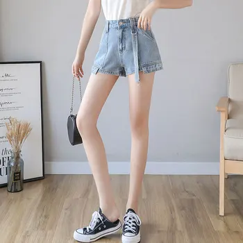 

Spring And Summer New Korean Casual Tooling Denim Shorts Women Tide Loose Big Pocket Wide Leg Pants2020