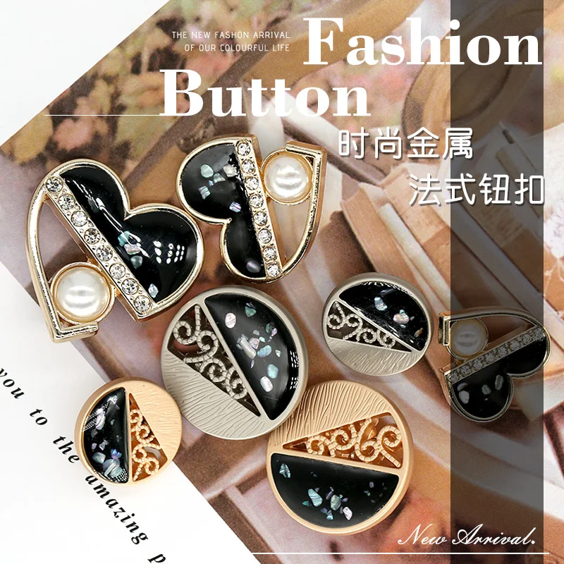

Metal Shell Buttons Gold Fashion Heart Button for Clothing Coat Suit Decorative Women Buttons Sewing