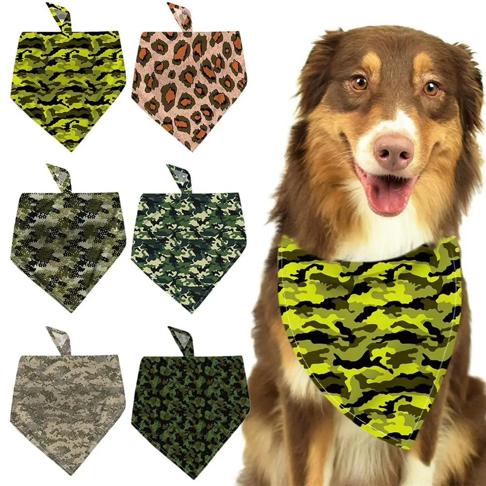 Pet Saliva toalla camuflaje bufanda en triángulo Collar ajustable pañuelo lavable Babero con gráfico de gato Bandana perro Accesorios